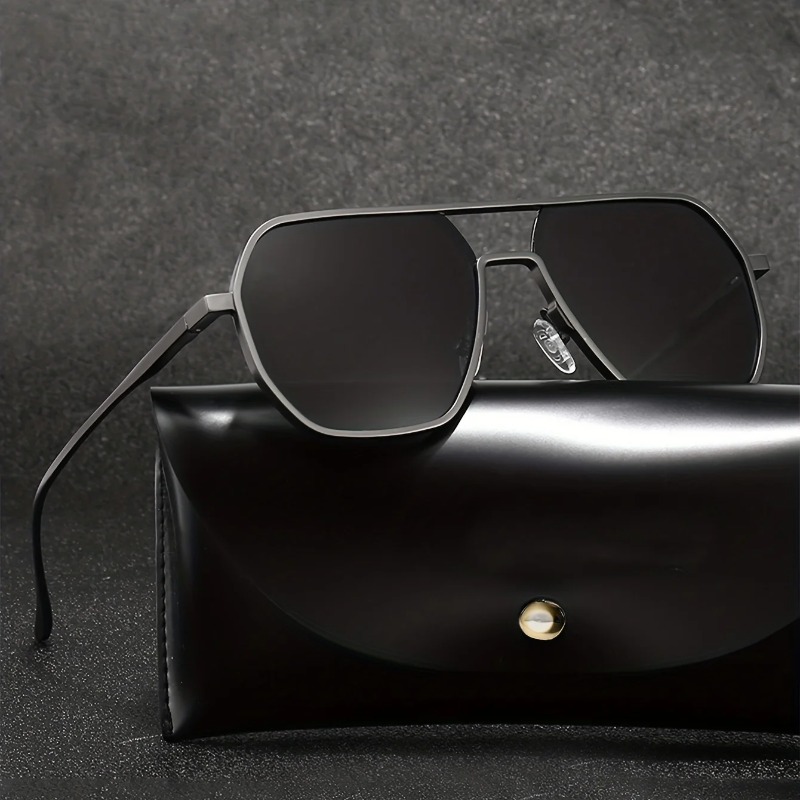 Sunglasses Polarized Men - แว่นกันแดดโพลาไรซ์สไตล์วินเทจสำหรับผู้ชาย แฟชั่นสีดำ แว่นตาแนวเรโทร แบรนด์ดีไซน์ทันสมัย สำหรับขับรถ ตกปลา